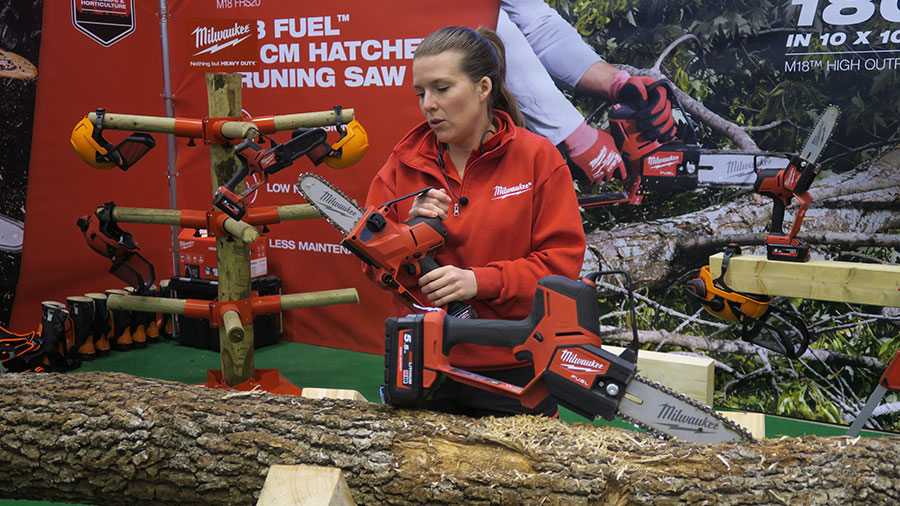 Tronçonneuse sans fil Milwaukee Tronçonneuse sans fil Milwaukee